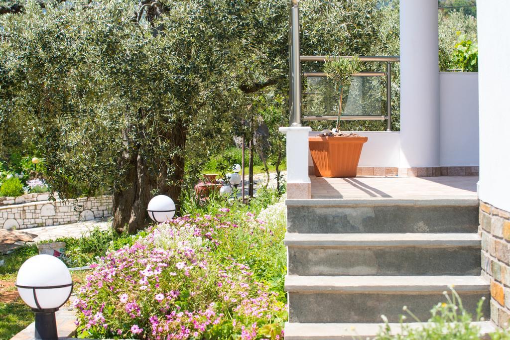 Olive Garden Villas And Apartments Χρυσή Αμμουδιά Εξωτερικό φωτογραφία